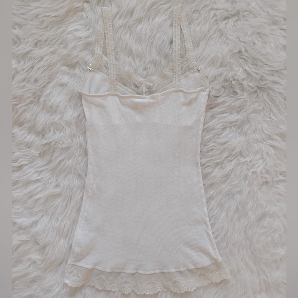 Abercrombie and Fitch Lace Cami - Picture 5 of 5